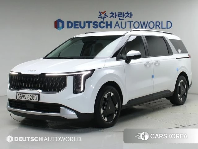 Kia The New Carnival 4th Generation 2025 Белый из Кореи