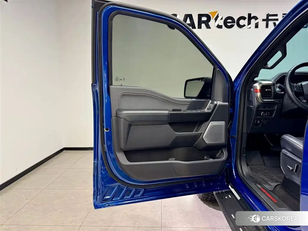 Ford F-150 2023 Синий из Китая