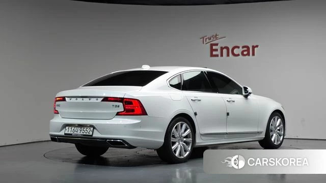 Volvo S90 2019 Белый из Кореи