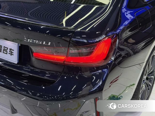 BMW 3 series 2023 Черный из Китая