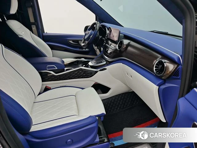 Mercedes-Benz V-Class 2023 Черный из Китая