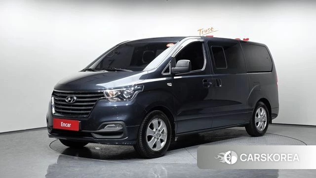 Hyundai The New Grand Starex 2018 Серый из Кореи