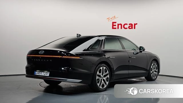Hyundai Grandeur (GN7) 2023 Черный из Кореи