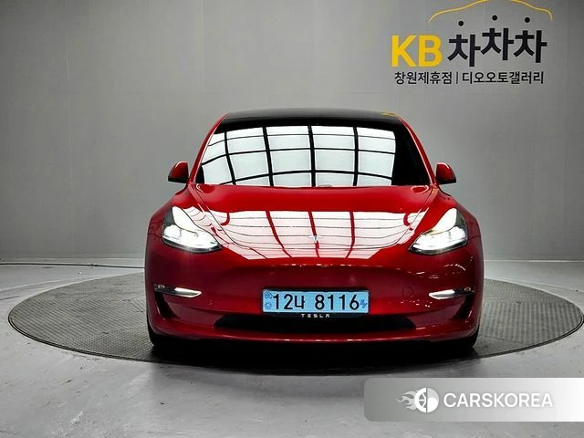 Tesla Model 3 2021 Красный из Кореи