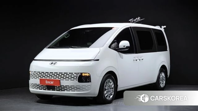 Hyundai Staria 2023 Белый из Кореи