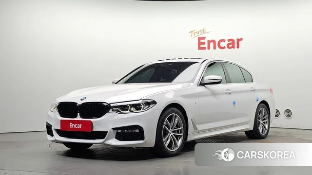 BMW 5 Series (G30) 2018 Белый из Кореи