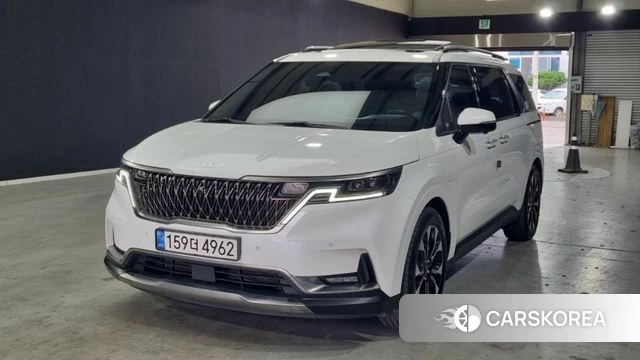 Kia Carnival 4th generation 2022 Белый из Кореи