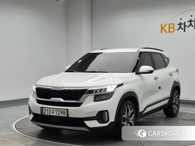 Kia Seltos 2021 Белый из Кореи