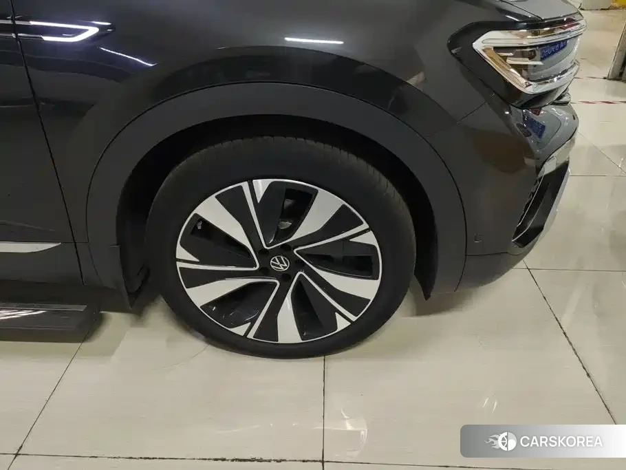 Volkswagen Talagon 2025 Черный из Китая