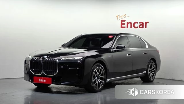BMW 7 Series (G70) 2023 Черный из Кореи