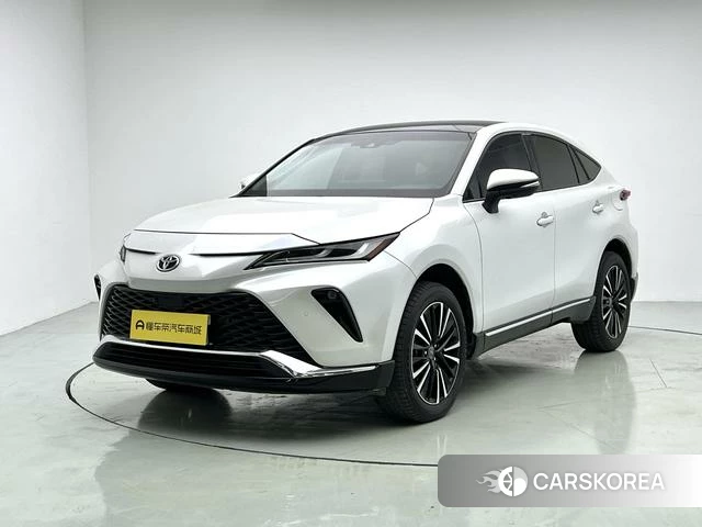 Toyota Venza 2022 Белый из Китая
