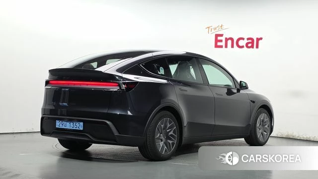 Tesla Model Y 2026 Серый из Кореи