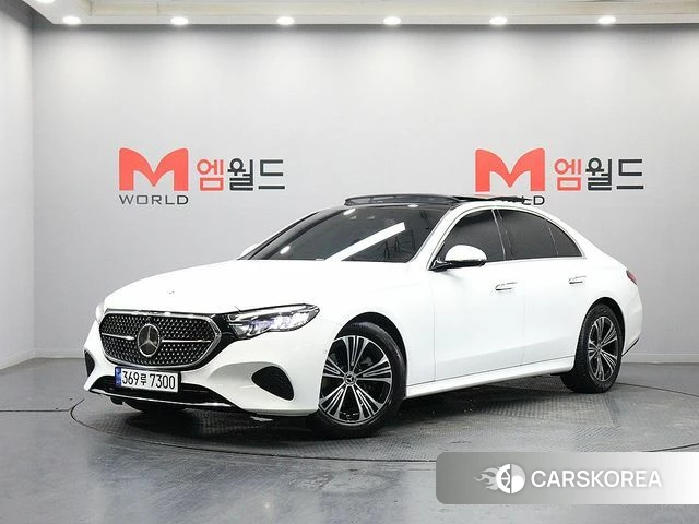 Mercedes-Benz E-Class W214 2024 Белый из Кореи