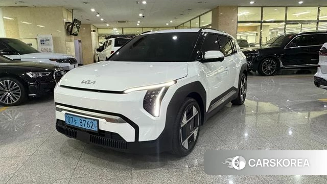 Kia EV3 2024 Белый из Кореи