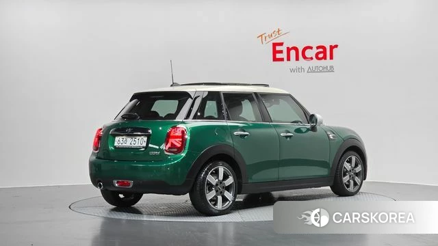 Mini Cooper 2019 Зеленый из Кореи