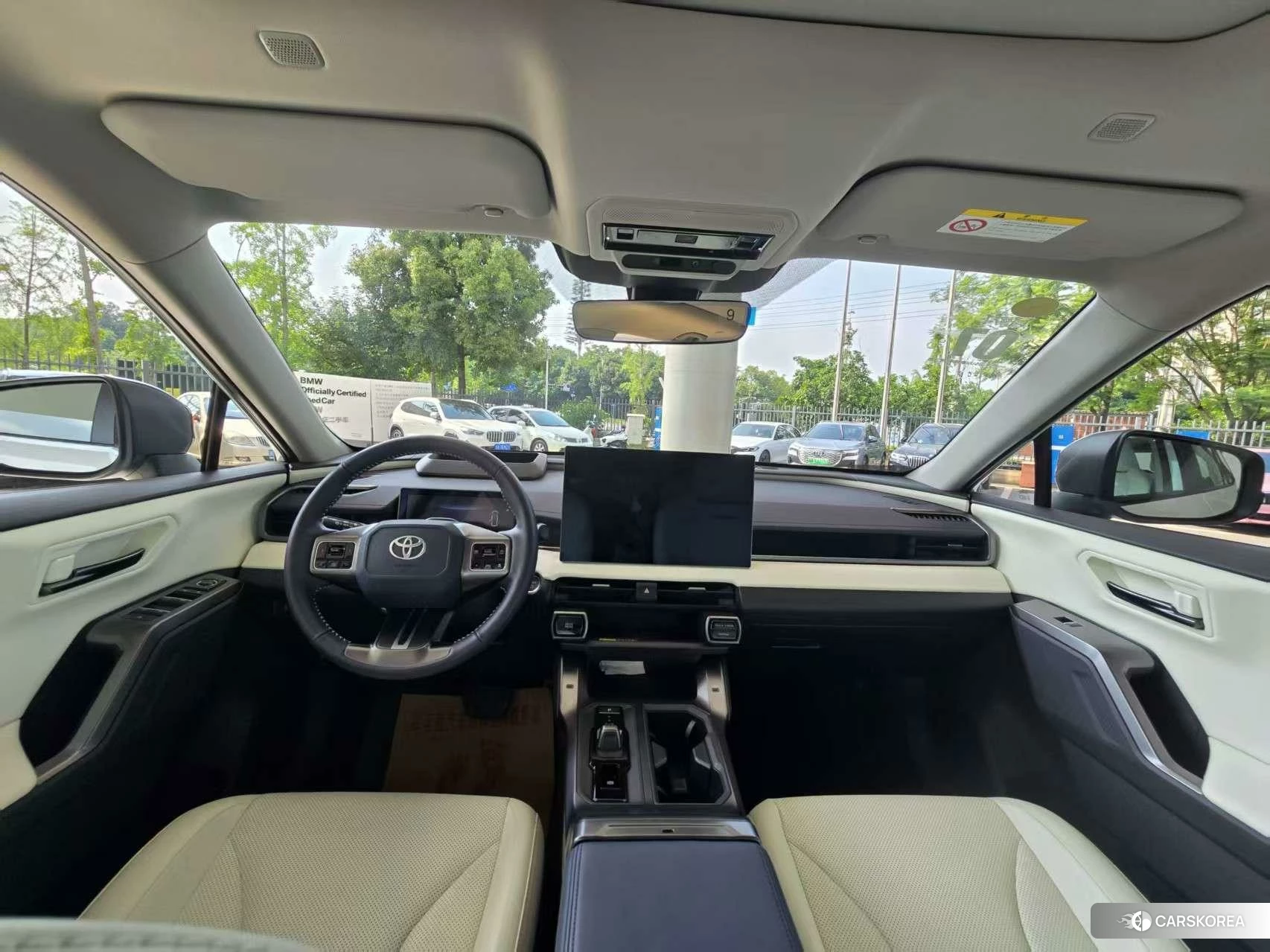 Toyota RAV4 2025 Белый из Китая