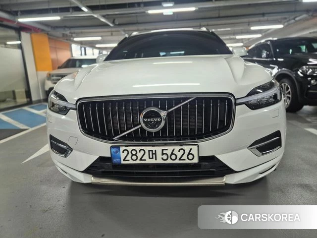 Volvo XC60 second Generation 2021 Белый из Кореи