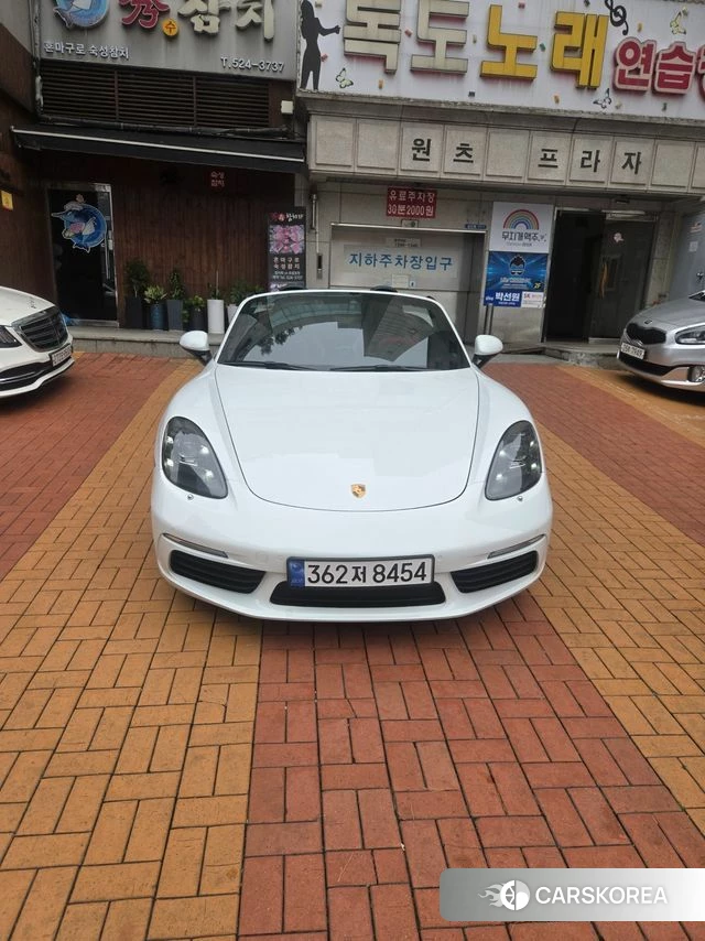 Porsche 718 Boxster 2019 Белый из Кореи