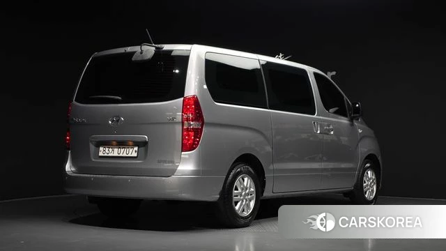 Hyundai The New Grand Starex 2019 Серебристо-серый из Кореи