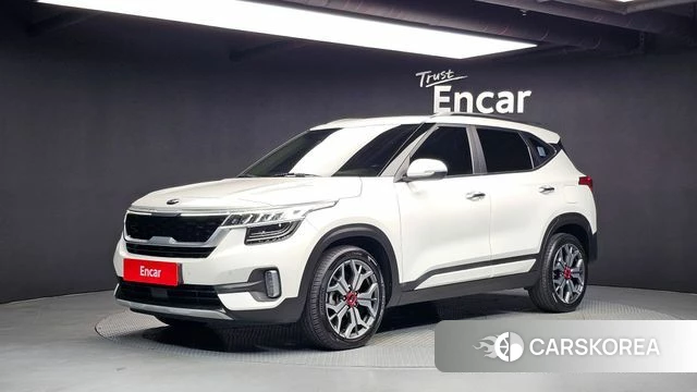 Kia Seltos 2021 Белый из Кореи