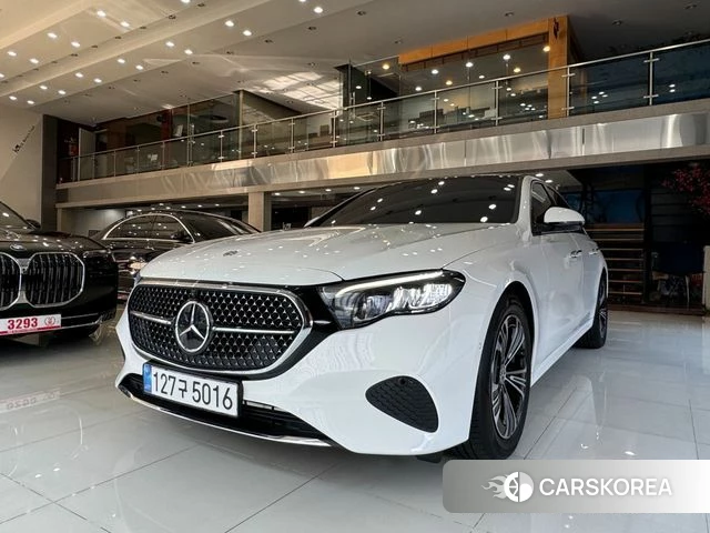 Mercedes-Benz E-Class W214 2025 Белый из Кореи