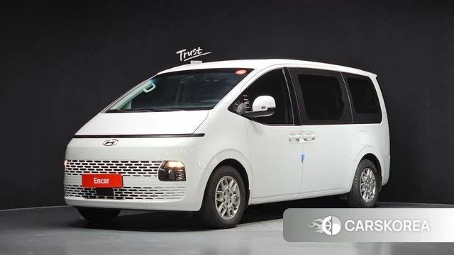 Hyundai Staria 2023 Белый из Кореи