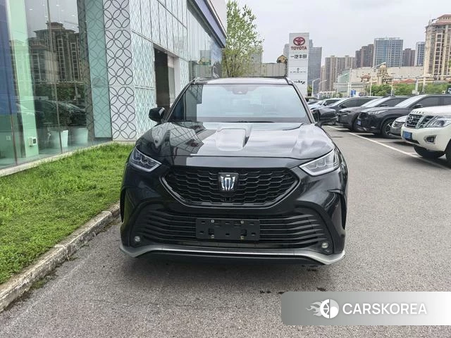 Toyota Crown 2022 Черный из Китая