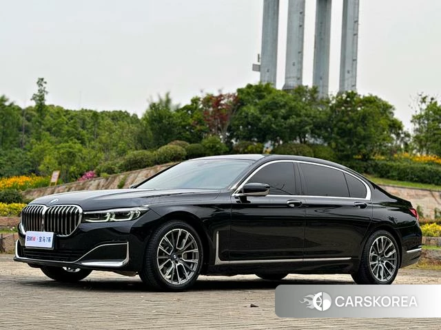 BMW 7 series 2022 Черный из Китая