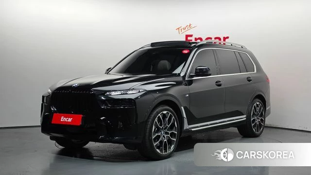 BMW X7 (G07) 2026 Черный из Кореи