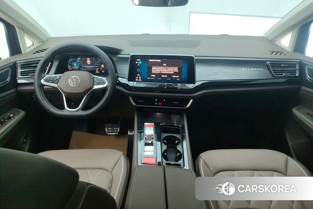 Volkswagen Viloran 2023 Черный из Китая