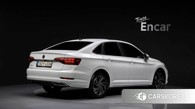Volkswagen 7th Generation of Jetta 2021 Белый из Кореи