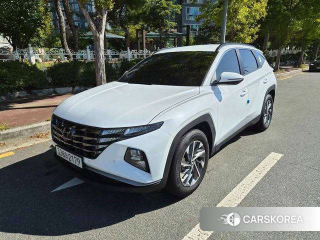 Hyundai Tucson (NX4) 2023 Белый из Кореи