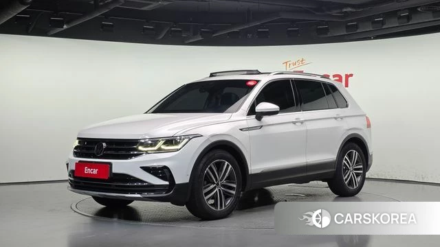 Volkswagen Tiguan second Generation 2023 Белый из Кореи