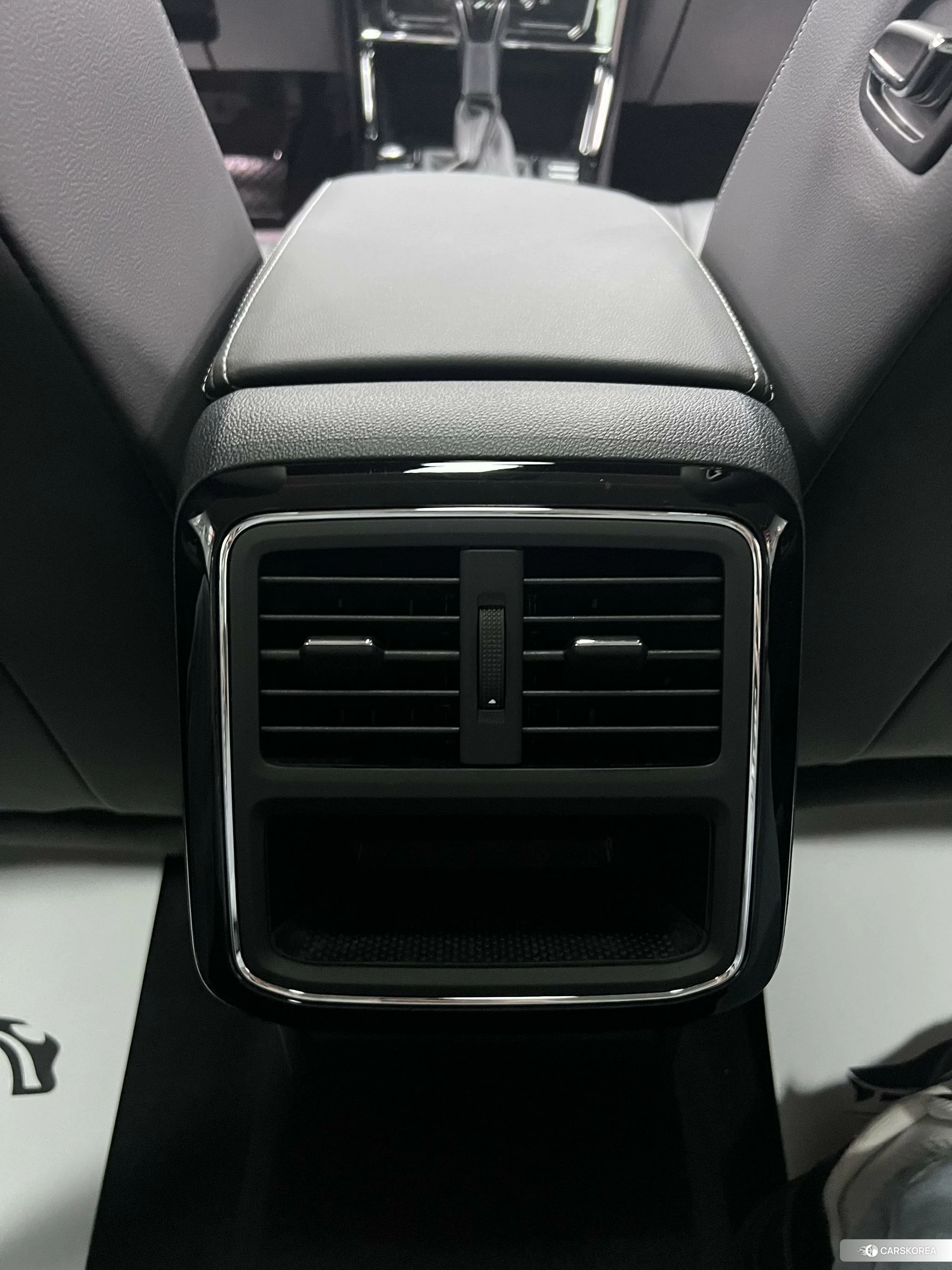 Volkswagen Passat 2021 Черный из Китая