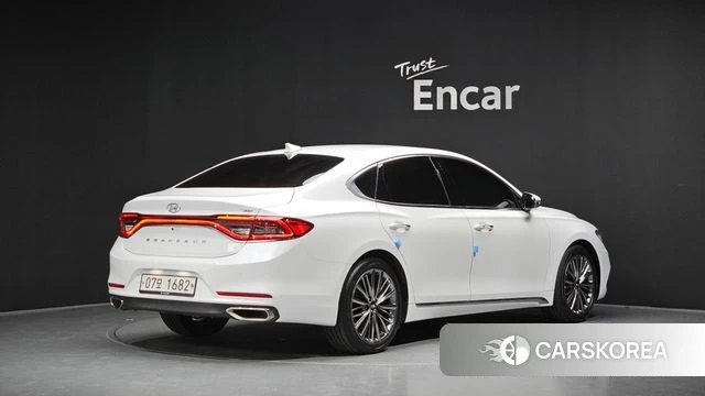 Hyundai Grandeur IG 2018 Белый из Кореи