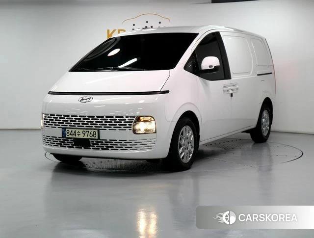 Hyundai Staria 2024 Белый из Кореи