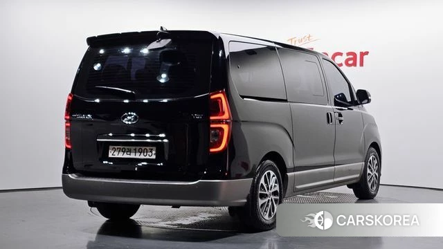 Hyundai The New Grand Starex 2018 Черный из Кореи