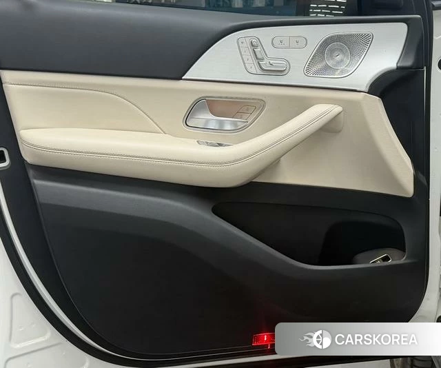 Mercedes-Benz GLE 2023 Белый из Китая