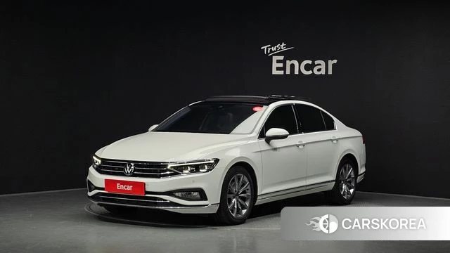 Volkswagen Passat GT (B8) 2021 Белый из Кореи