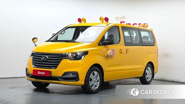 Hyundai The New Grand Starex 2021 Желтый из Кореи