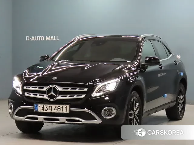 Mercedes-Benz GLA-Class X156 2019 Черный из Кореи