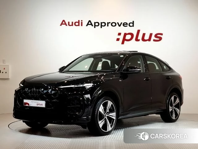 Audi Q5 (80A) 2025 Черный из Кореи