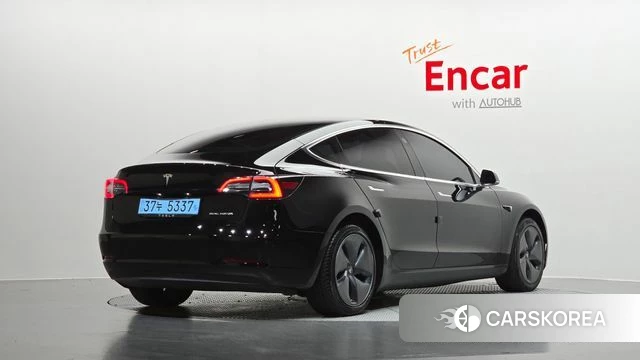 Tesla Model 3 2020 Черный из Кореи