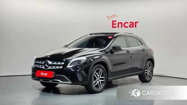 Mercedes-Benz GLA-Class X156 2018 Черный из Кореи