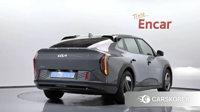 Kia EV4 2025 Серый из Кореи