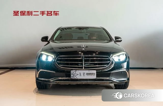 Mercedes-Benz E-Class 2023 Черный из Китая