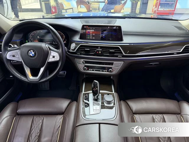 BMW 7 series 2020 Черный из Китая