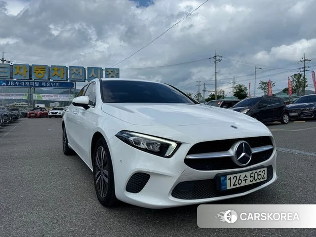 Mercedes-Benz A-Class W177 2021 Белый из Кореи