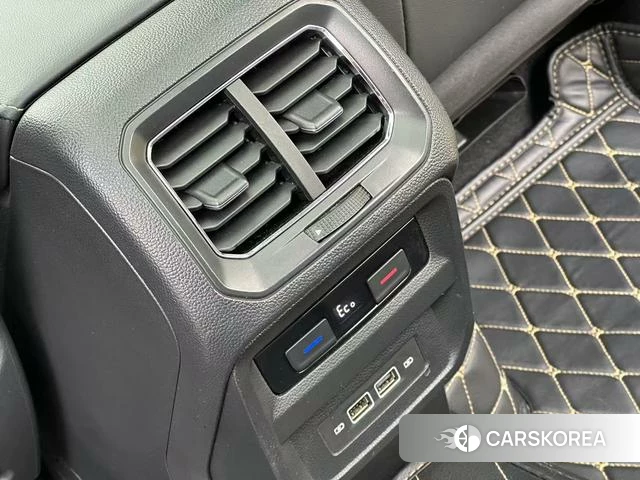 Volkswagen Tiguan L 2021 Белый из Китая