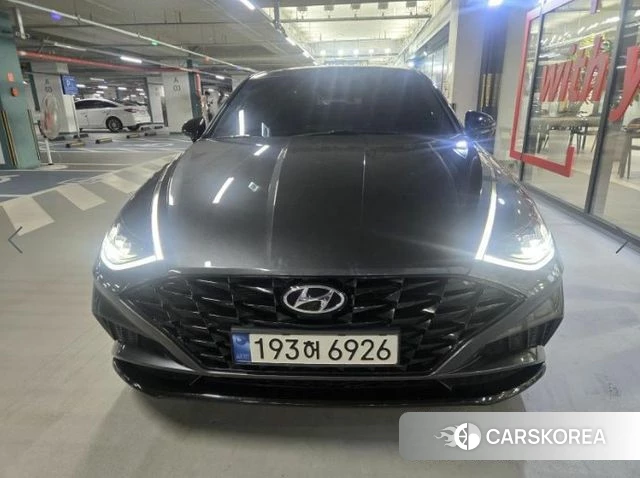 Hyundai Sonata (DN8) 2022 Серебристо-серый из Кореи